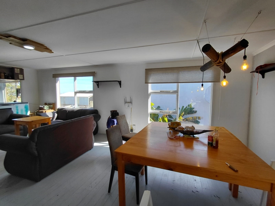 5 Bedroom Property for Sale in C Place Eastern Cape